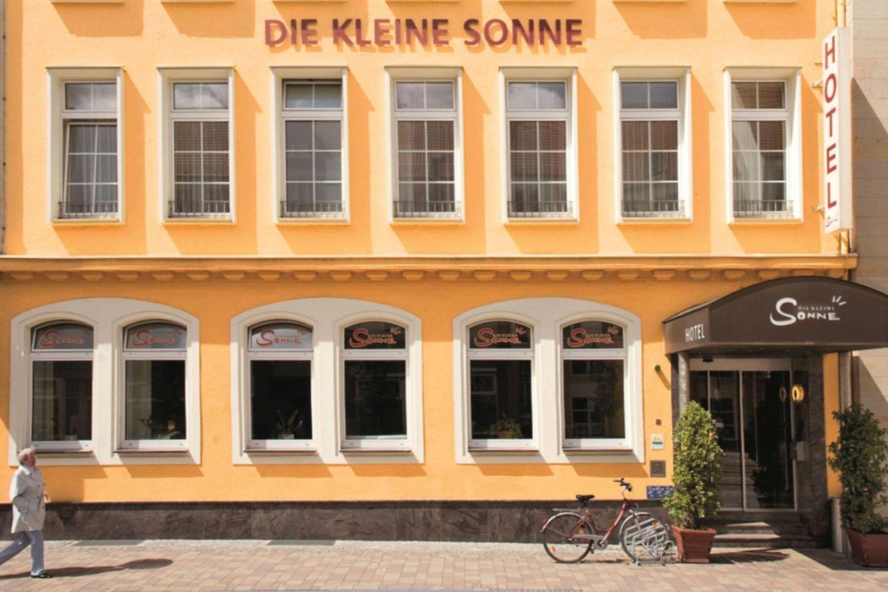 Vienna House Easy By Wyndham Rostock Hotel Exterior photo